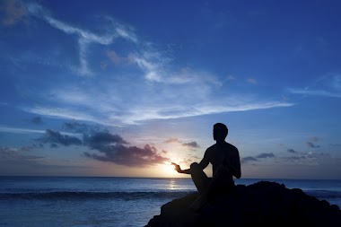 Imprint positive thinking during meditation for a great change in your life.